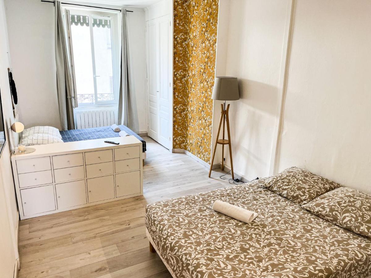 Suite Magelan Вильорбан Екстериор снимка